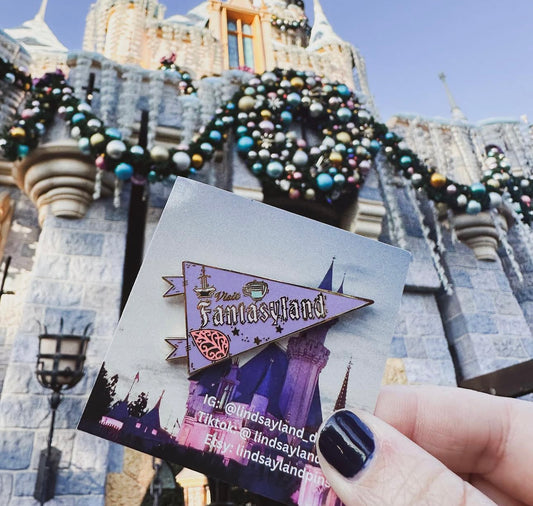 Visit Fantasyland - enamel pin